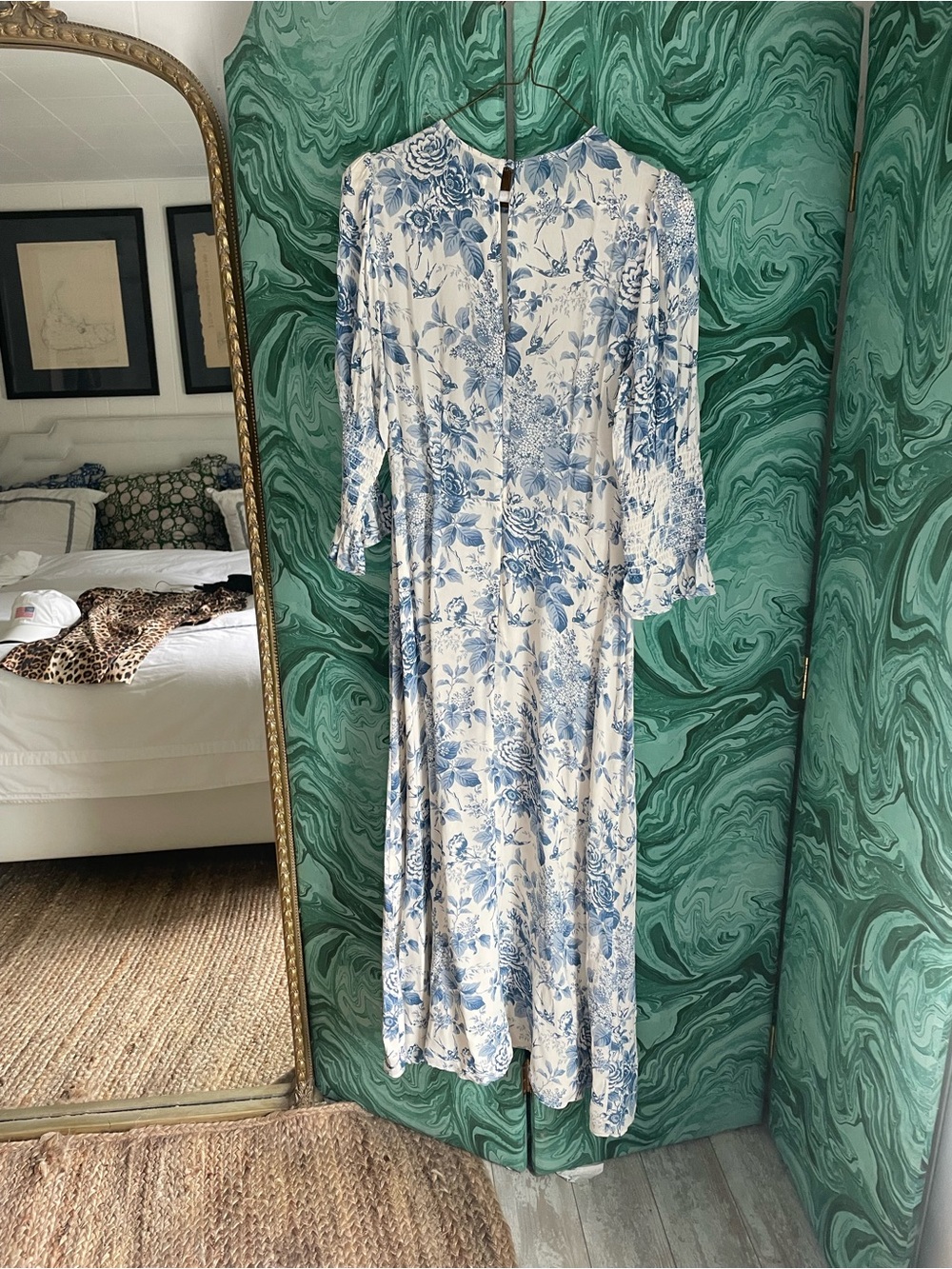 Reformation Carolena Blue and White Floral Midi Dress size 6 worn once - Picture 3 of 12